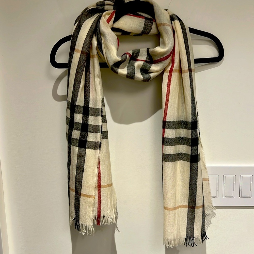 Burberry scarf